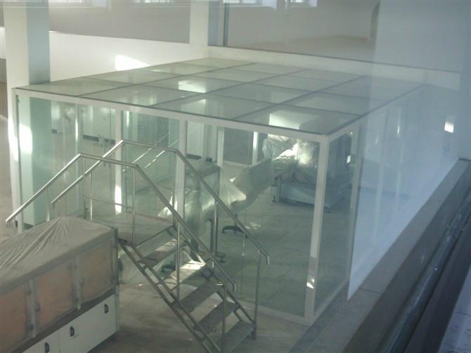 供應(yīng)用于玻璃隔斷的陜西單玻鋼化玻璃隔斷