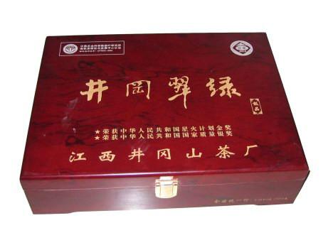 供應(yīng)高光漆實木盒