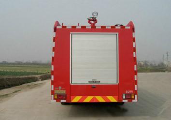 供應(yīng)湖北新東日東風(fēng)153水罐消防車15997887176 沈
