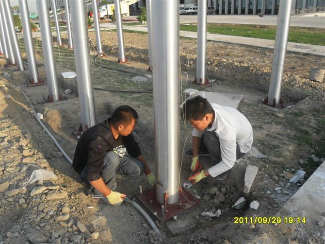 供應(yīng)成都不銹鋼旗桿定制