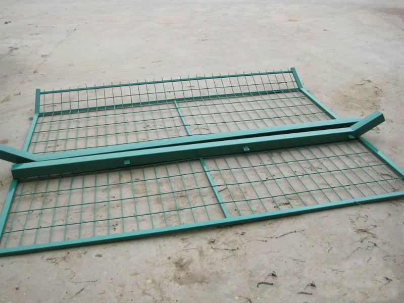 供應(yīng)黑龍江雞西機(jī)場(chǎng)護(hù)欄隔離網(wǎng)