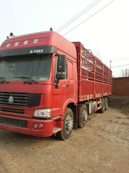 供應豪沃9.5米載貨車