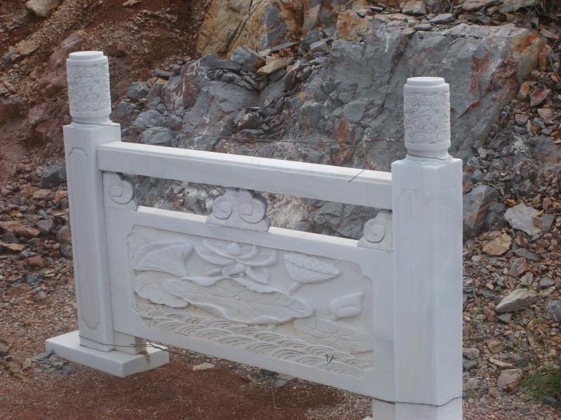 供應(yīng)湖北石雕欄桿雕刻加工