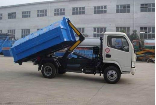 供應(yīng)國(guó)四福田3方勾臂式垃圾車(chē)/福田輕型小垃圾車(chē)