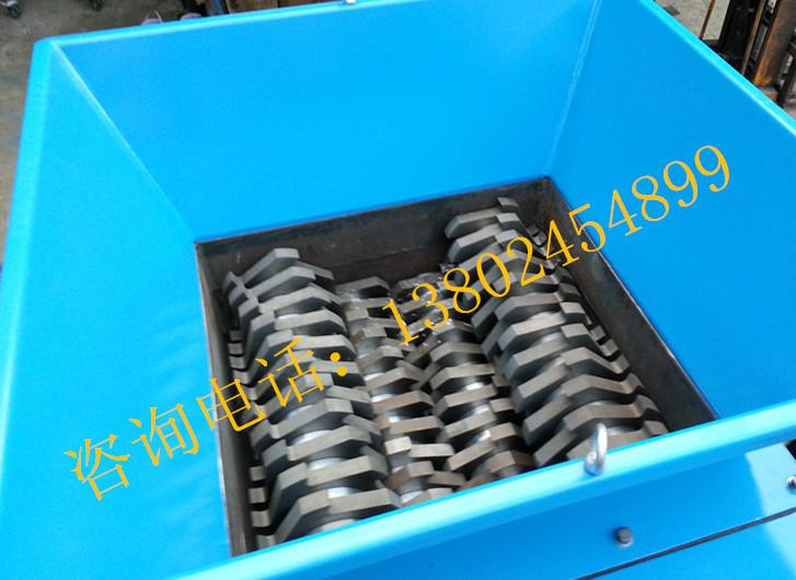 供應(yīng)東莞四軸破碎機(jī)四軸撕碎機(jī)