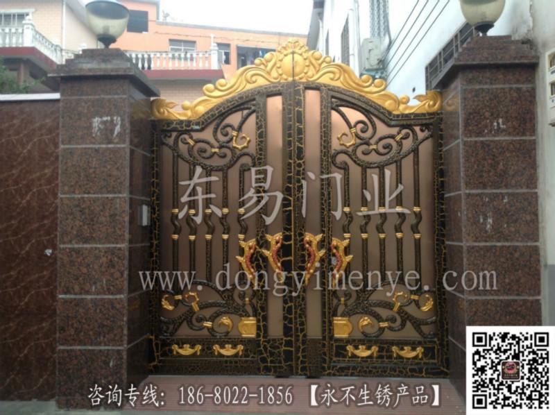 四川重慶東易碧桂園非標(biāo)鑄鋁別墅門圖片