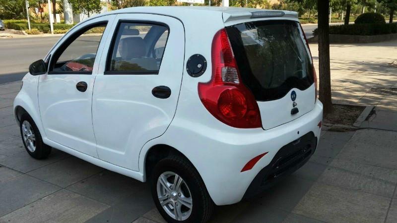 供應(yīng)山東電動四輪車廠家，山東電動四輪車?yán)夏甏杰囌\招全國代理商