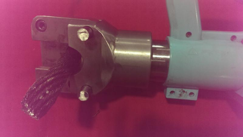 供應(yīng)手提式電動(dòng)液壓鋼絲繩索剪斷器