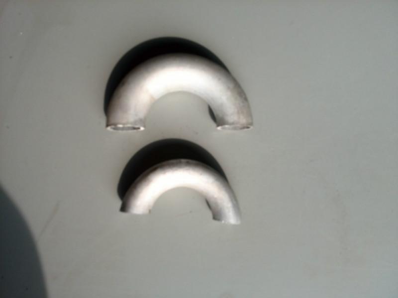 供應(yīng)山東鋁彎管批發(fā)價(jià)格，山東鋁彎管批發(fā)廠家，山東鋁彎管批發(fā)電話