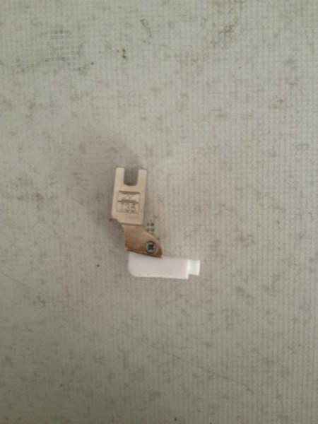 供應(yīng)隱形拉鏈壓腳-辛陽縫紉設(shè)備