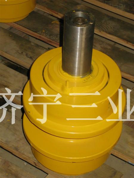 供應(yīng)SD13推土機拖輪生產(chǎn)廠家