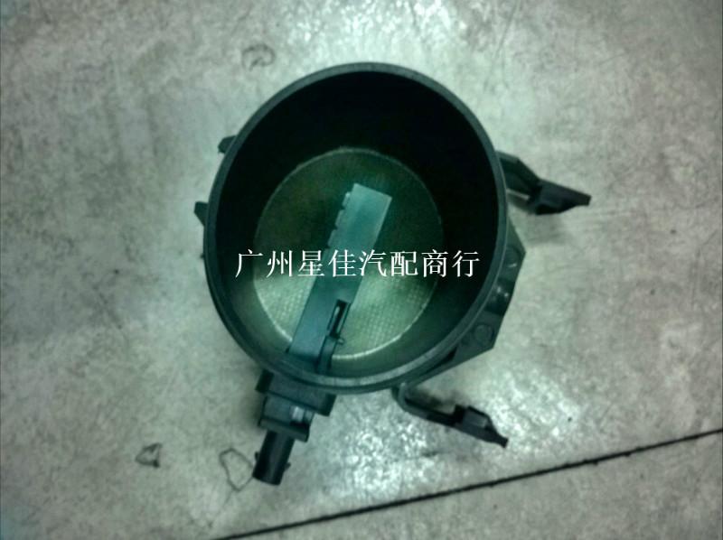 供應廣州奔馳221空氣流量計273發(fā)動機傳感器二手拆車配件