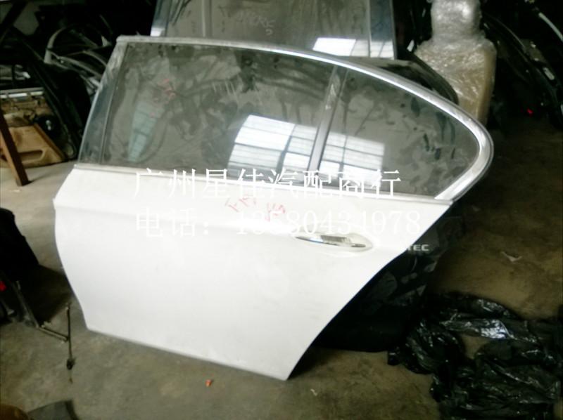 供應寶馬F18后門總成，后車門，寶馬車門拆車件價格