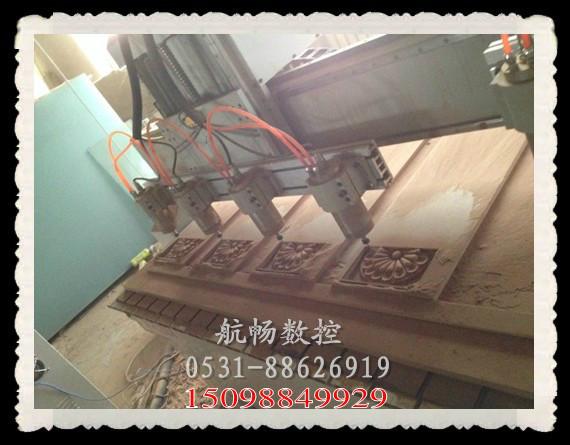 供應(yīng)多頭木工浮雕雕刻機(jī)哪家好，木工雕刻機(jī)哪家好，雕刻機(jī)供應(yīng)商有哪些