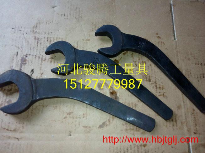 想了解各種扳手工業(yè)用敲擊扳手的來圖片