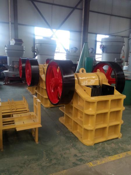 2017河南破碎機(jī)廠家直銷(xiāo)河南破碎機(jī)批發(fā)報(bào)價(jià)電話18530905440