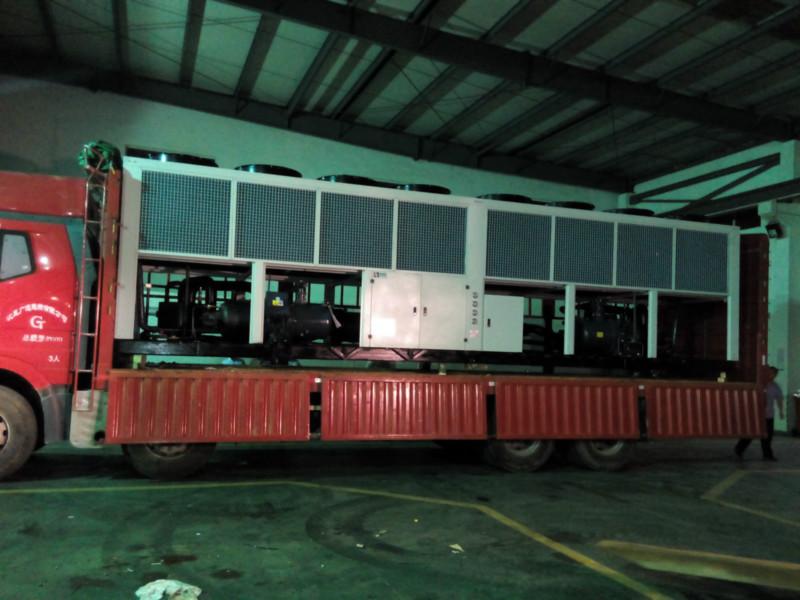 供應(yīng)風(fēng)冷熱泵螺桿機(jī)組