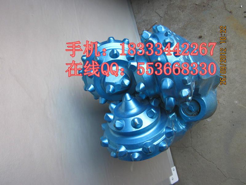 供應(yīng)鋼齒三牙輪鉆頭