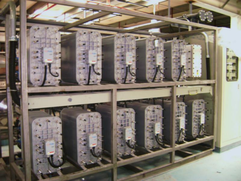 供應(yīng)反滲透水處理設(shè)備，反滲透水處理設(shè)備廠家，反滲透水處理設(shè)備價(jià)格