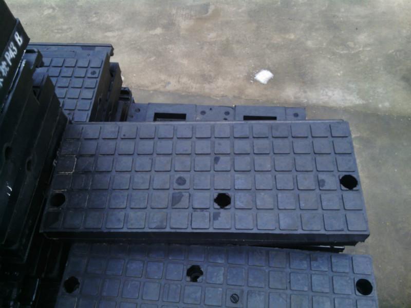 供應(yīng)橡膠道口板