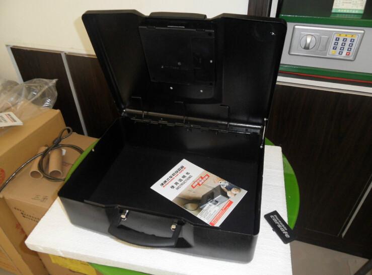 供應(yīng)車載保險箱手提式汽車保險箱鄭州北環(huán)汽車保險箱