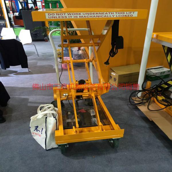 小平臺(tái)車圖片