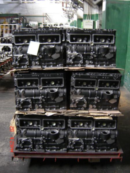 供應(yīng)朝柴發(fā)動(dòng)機(jī)配件4102/4100機(jī)體總成