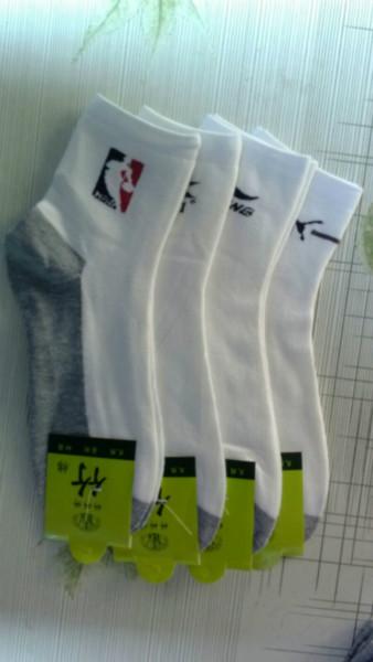 供應(yīng)*的襪子批發(fā)山東濟(jì)南襪子批發(fā)