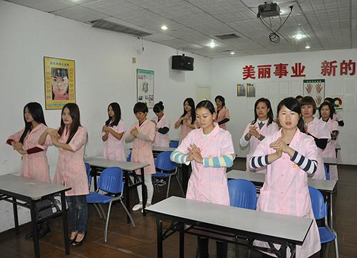 供應福州美容學校哪家好？