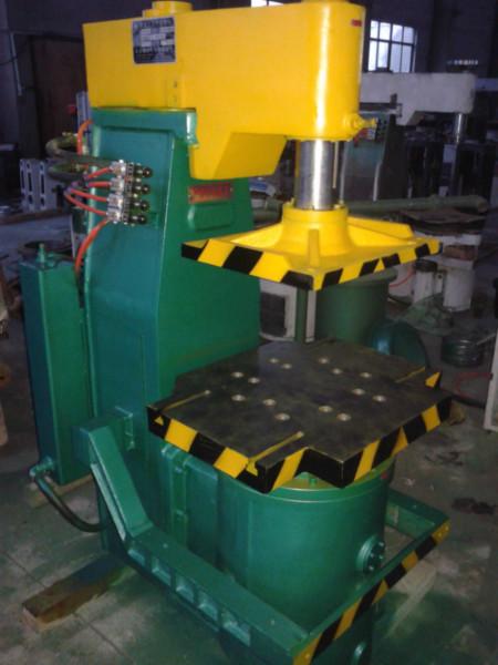 青島濱江供應(yīng)Z146W微震造型機