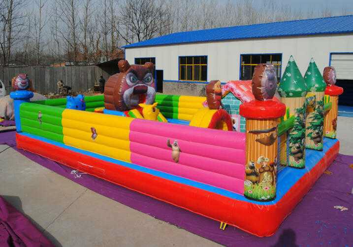 成都兒童充氣器材出租 充氣城堡、充氣攀巖、充氣沙池等等