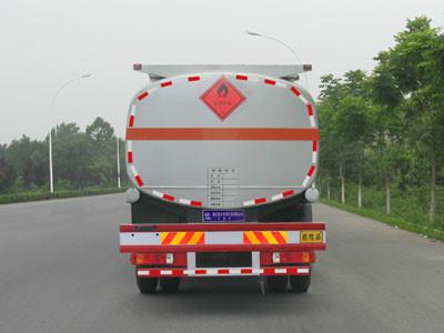 供應(yīng)那里的福田歐曼油罐車廠家*，杭州福田歐曼運(yùn)油車價(jià)格