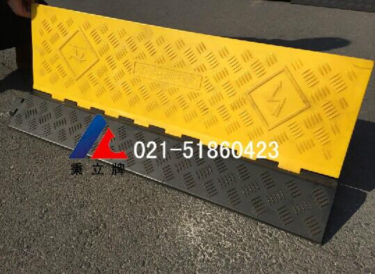 供應(yīng)橡膠線槽板-線槽板廠家-線槽過線板