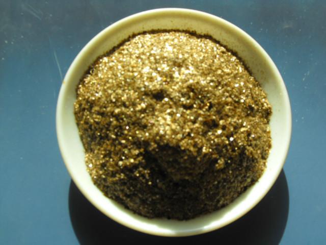 供應(yīng)優(yōu)質(zhì)白云母