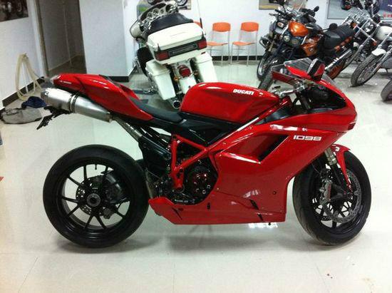 供應(yīng)杜卡迪1098摩托車(chē)