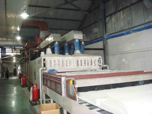 供應乳膠床墊干燥乳膠枕頭微波干燥設備制造商