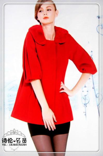 供應(yīng)折扣品牌女裝羊絨大衣一手貨源批發(fā)
