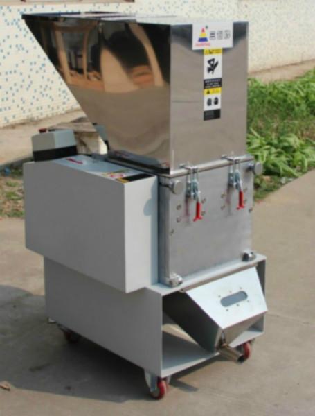 供應(yīng)水口機(jī)邊粉碎機(jī),靜音機(jī)邊粉碎機(jī),大口徑機(jī)邊粉碎機(jī)