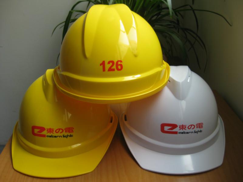 供應(yīng)昆明豪華透氣ABS黃色V型安全帽常州安全帽廠家