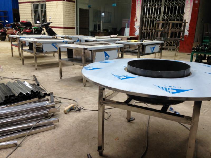 供應(yīng)重慶無煙燒烤設(shè)備廠家供應(yīng)，重慶無煙燒烤設(shè)備供應(yīng)廠家