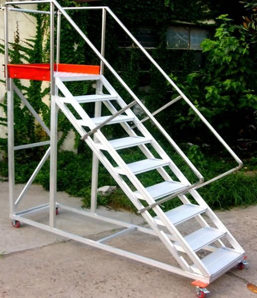 供應平湖登高梯福永登高梯長安登高梯