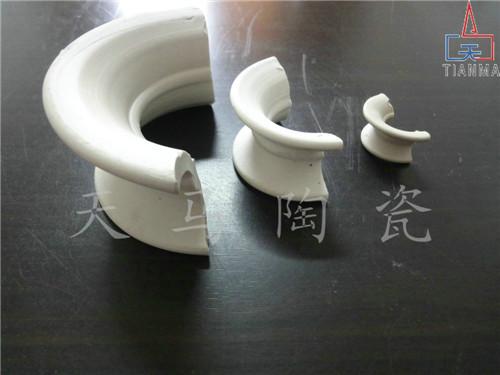 陶瓷矩鞍環(huán)填料圖片