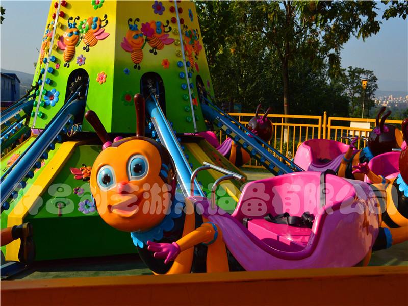 供應(yīng)創(chuàng)藝游樂(lè)自控*自控飛機(jī)