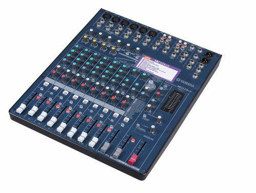 供應(yīng)戶外演出設(shè)備.舞臺音響