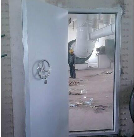 供應(yīng)防爆門安裝在燃油燃?xì)馊紵易饔?  src=