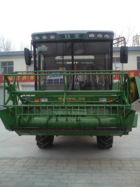 供應中聯(lián)重機小麥收割機