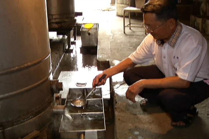 醫(yī)用樟腦油廠家直銷價(jià)錢圖片