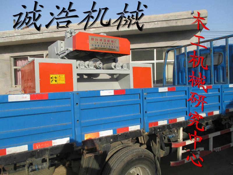 供應(yīng)用于原木分切的新型上下方木多片鋸 全自動多片鋸 價(jià)格合理品質(zhì)精良技術(shù)*
