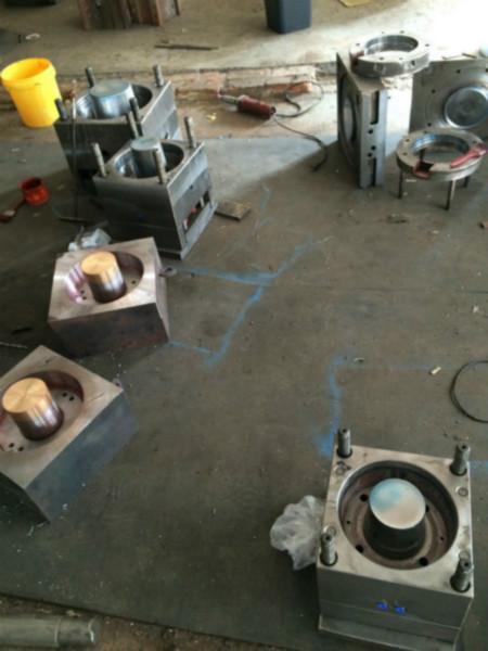 供應定制一套塑膠化工桶模具要多少錢定制一套塑膠化工桶模具要多少錢