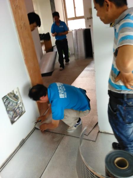 供應(yīng)電熱膜各種品牌*安裝 電熱膜電地暖發(fā)熱電纜*安裝 電熱膜電地暖發(fā)熱電纜全國批發(fā)